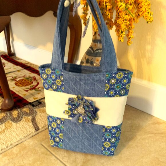 Handmade Denim and Cotton Quilted Purse with Zip Closure and Shabby Chic Flower - Picture 10 of 10